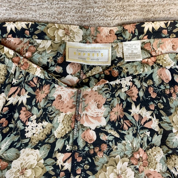 Vintage Floral Wrap Skirt - Picture 3 of 3